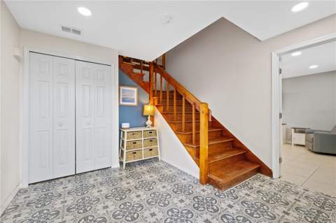 1410 Riverside Drive, Tarpon Springs FL - photo 6 of 6