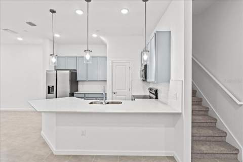 10525 Ebb Tide Lane, Orlando FL - photo 10 of 43
