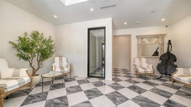 5 bedroom Single Family Residence at 6529 Gulfside Road, Sleepy Lagoon, Longboat Key — photo 3