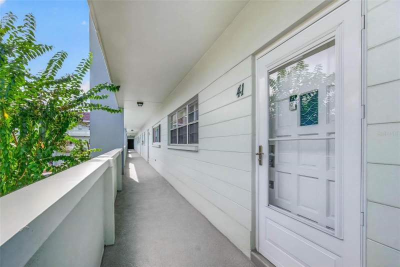 2 bedroom Condominium at 2255 Philippine Drive #41, On Top Of The World, Clearwater — photo 3