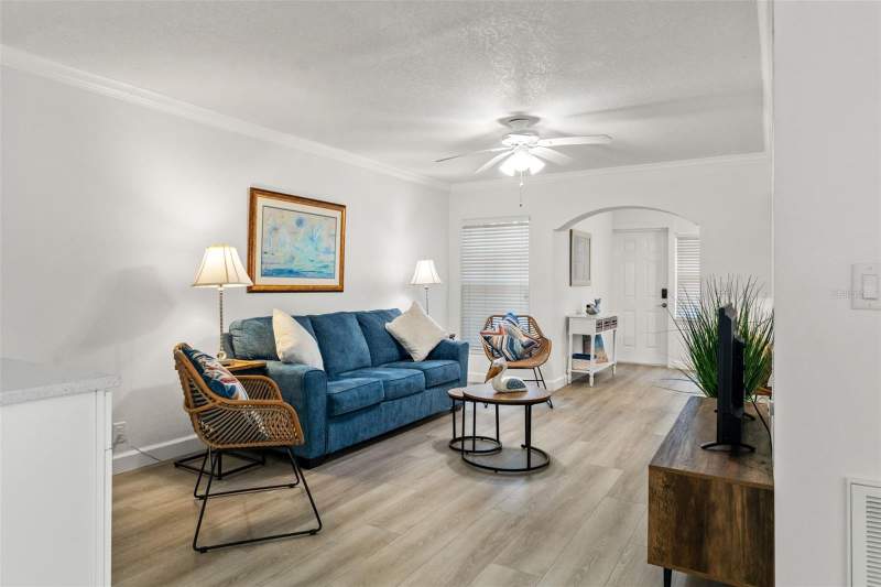 2 bedroom Condo - Hotel at 19417 Gulf Boulevard #C106, Barefoot Beach Resort Of Indian Shores, Indian Rocks Beach — photo 2