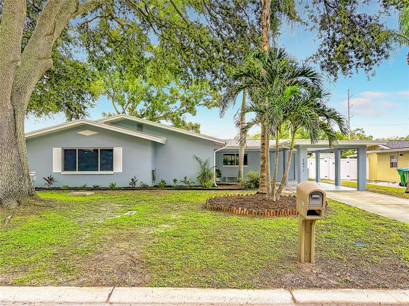 2471 RAYMONT DRIVE home for sale in Skyline Groves