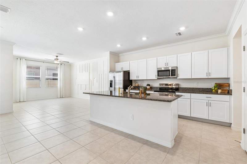 3 bedroom Townhouse at 10811 Fowlers Bluff Court, Cross Crk Prcl B, Tampa — photo 4