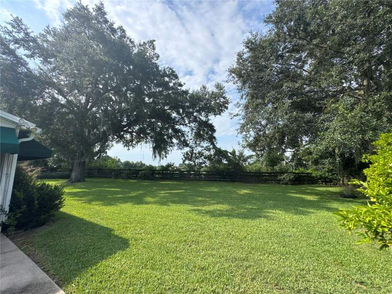 2 bedroom Single Family Residence at 17481 SE 76th Flintlock Terrace, Marion Vlgs Un #61, The Villages — photo 2