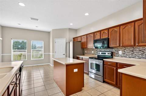 612 Marion Hill Lane, Ruskin FL - photo 10 of 53