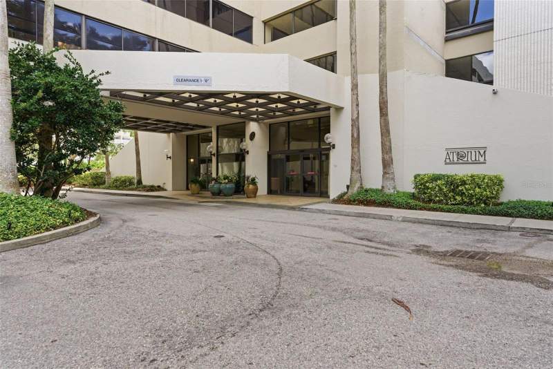 2 bedroom Condominium at 2413 Bayshore Boulevard #1004, Atrium On The Bayshore A Condo, Tampa — photo 2
