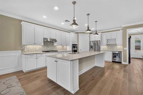 16927 Winthrop Place, Lakewood Ranch FL - photo 12 of 53