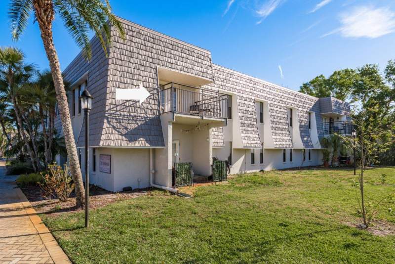 Victoria Palms Condo