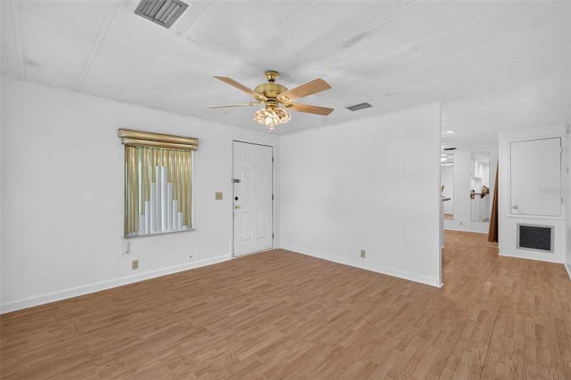2 bedroom Condominium at 304 Eron Way #2, Townhomes Winter Garden, Winter Garden — photo 4