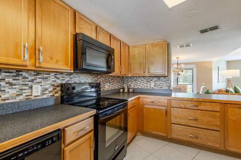 1068 Lotus Parkway #813, Altamonte Springs FL - photo 6 of 6