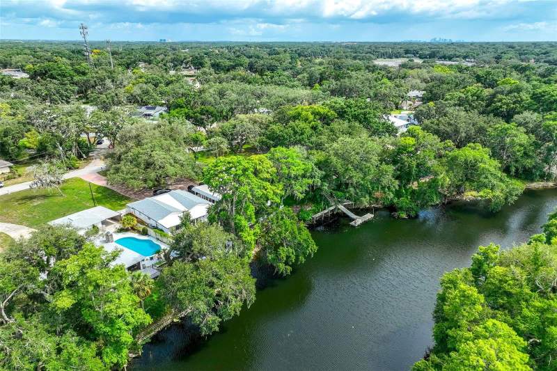 3 bedroom Single Family Residence at 11935 Riverhills Drive, Temple Terrace Estates, Tampa — photo 4