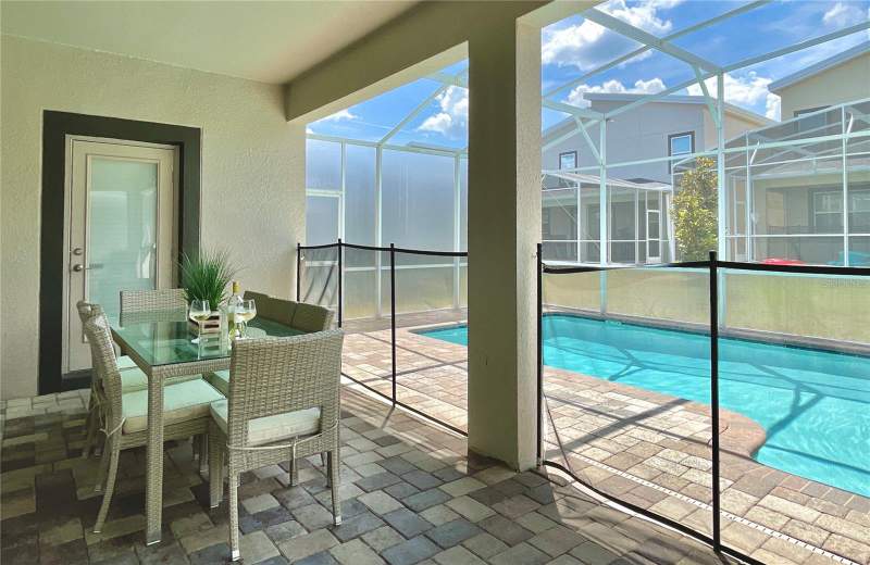 7 bedroom Single Family Residence at 830 Drop Shot Drive, Stoneybrook South North Prcl Ph 3, Davenport — photo 3