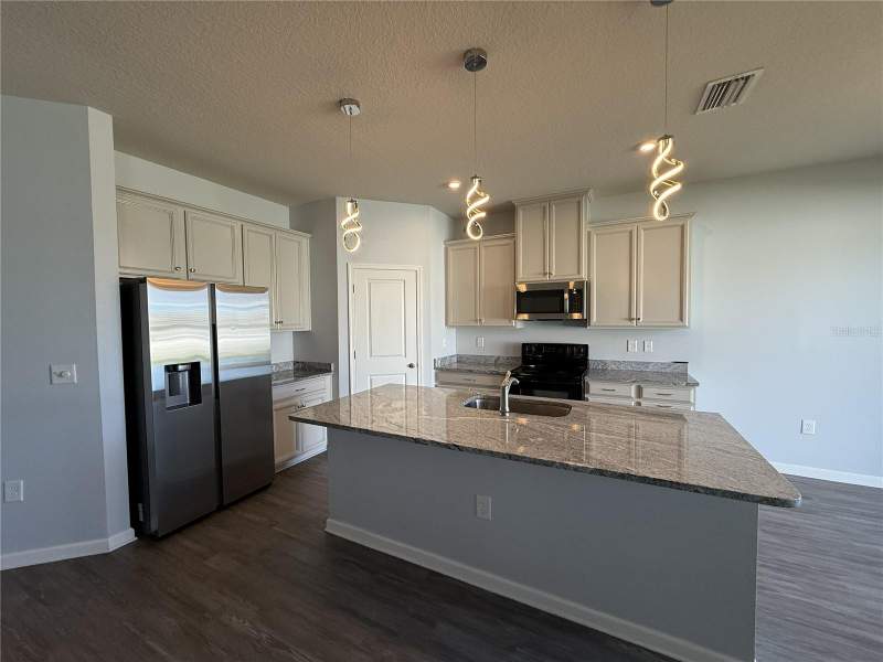 4 bedroom Single Family Residence at 6205 114th Avenue, Willow Bend Ph Ib, Parrish — photo 4