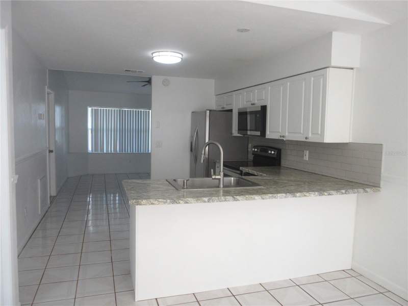 3 bedroom Single Family Residence at 14131 SW 30th Terrace Road, Marion Oaks, Ocala — photo 4