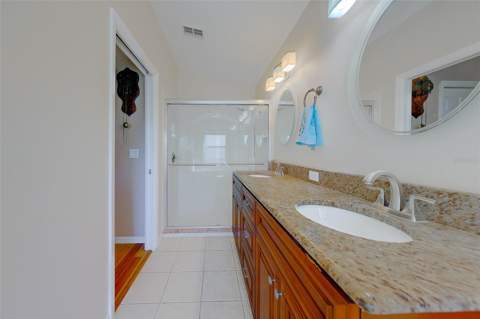 10036 Brookdale Drive, New Port Richey FL - photo 19 of 49