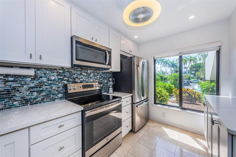 2 bedroom Condominium at 6273 BAHIA DEL MAR BOULEVARD #116, BAHIA DEL MAR II, ST PETERSBURG — photo 5