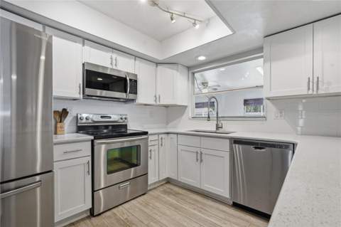 1634 Dale Circle, Dunedin FL - photo 13 of 30