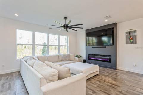 3281 Great Banyan Way, Wesley Chapel FL - photo 15 of 45
