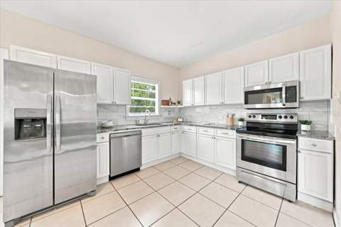 4026 4th Avenue, St Petersburg FL - photo 8 of 17