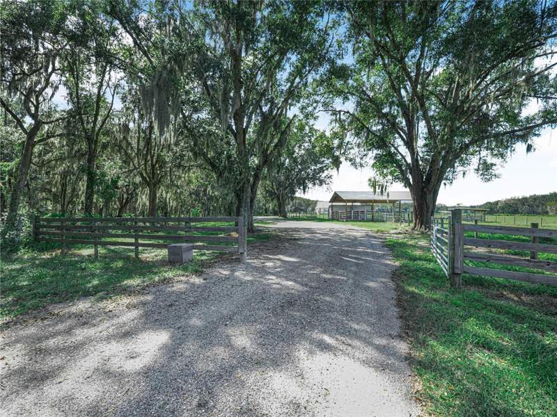 4 bedroom Single Family Residence at 15155 Rockridge Road, Rock Ridge Road, Polk City — photo 2