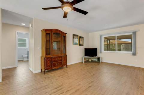 6328 Georgia Avenue, Bradenton FL - photo 11 of 64