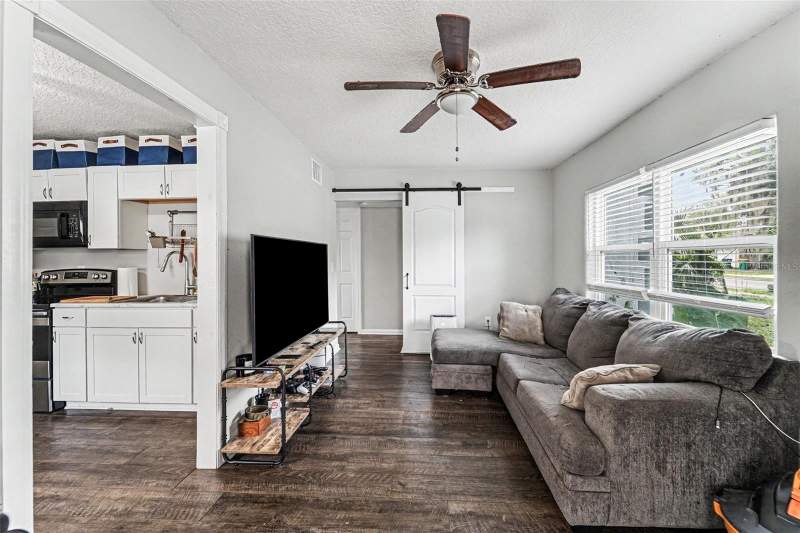 2 bedroom Single Family Residence at 1024 Grant Avenue, East Town, Mount Dora — photo 5