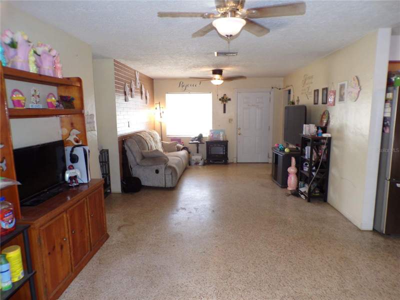 5 bedroom Single Family Residence at 5606 87TH AVENUE, GREENDALE ESTATES 3RD ADD, PINELLAS PARK — photo 4