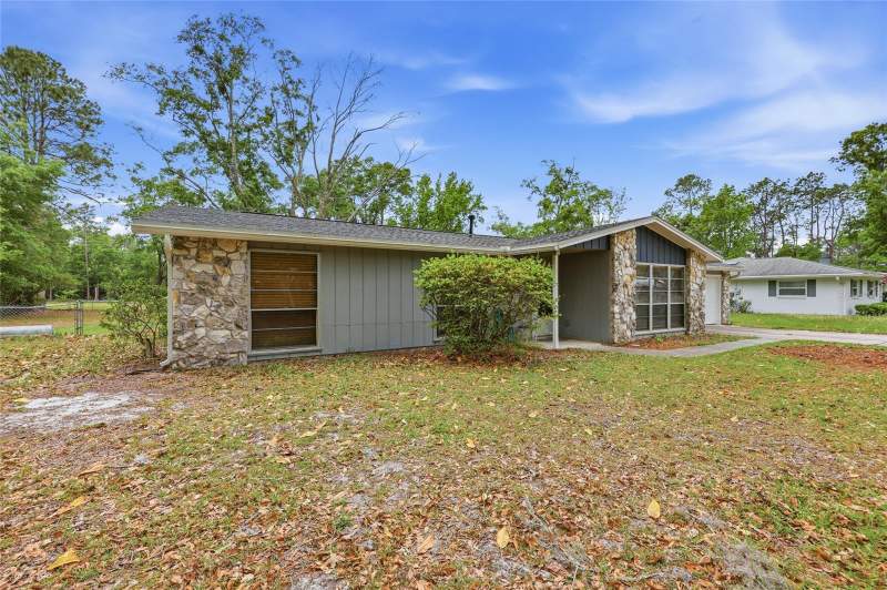 3 bedroom Single Family Residence at 2921 NW 54th Avenue, Northwood Oaks, Gainesville — photo 2