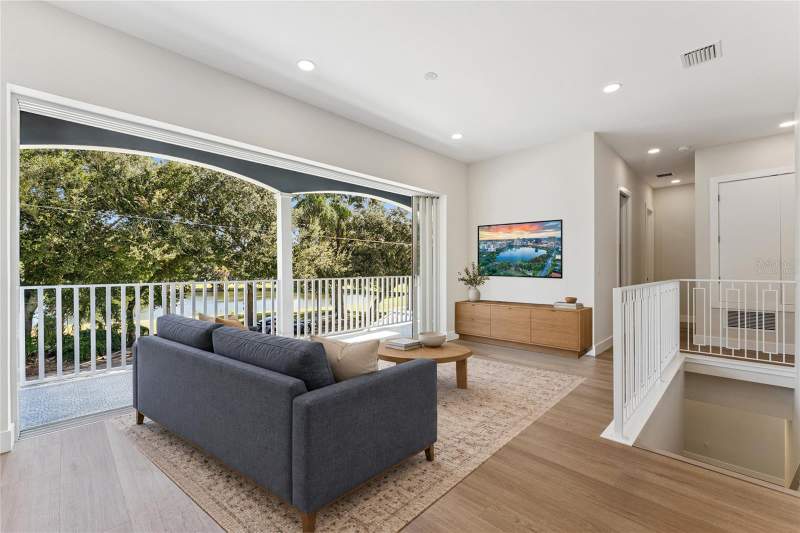 6 bedroom Single Family Residence at 3456 Fairway Lane, Golfview, Orlando — photo 5