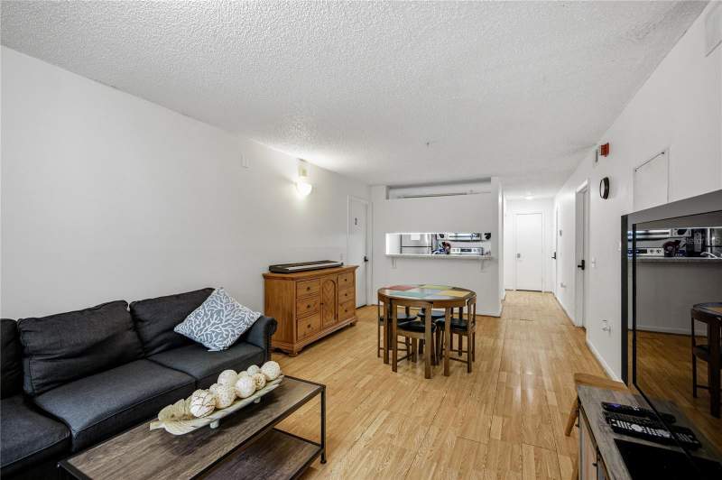 4 bedroom Condominium at 3921 SW 34th Street #1C, Univ Terrace, Gainesville — photo 5