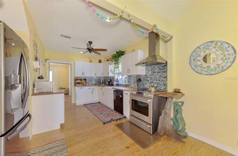 530 W Green Street, Englewood FL - photo 16 of 57
