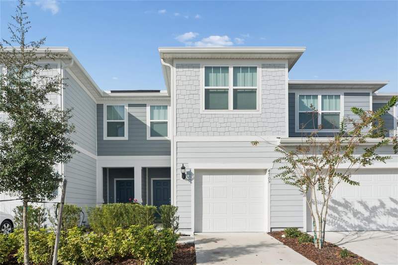 4705 SPARKLING SHELL AVENUE home for sale in Cypress Cay