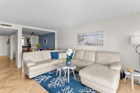 5026 Coquina Key Drive #5026, St Petersburg FL - photo 14 of 33