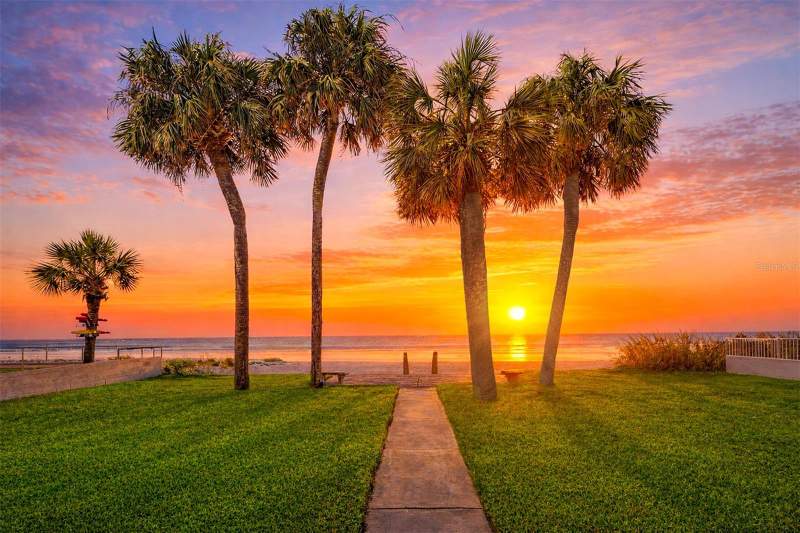 3 bedroom Single Family Residence at 18206 Sunset Boulevard, Surfside Sub 2, Redington Shores — photo 3