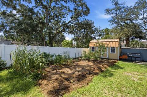 11423 Linden Drive, Spring Hill FL - photo 22 of 26