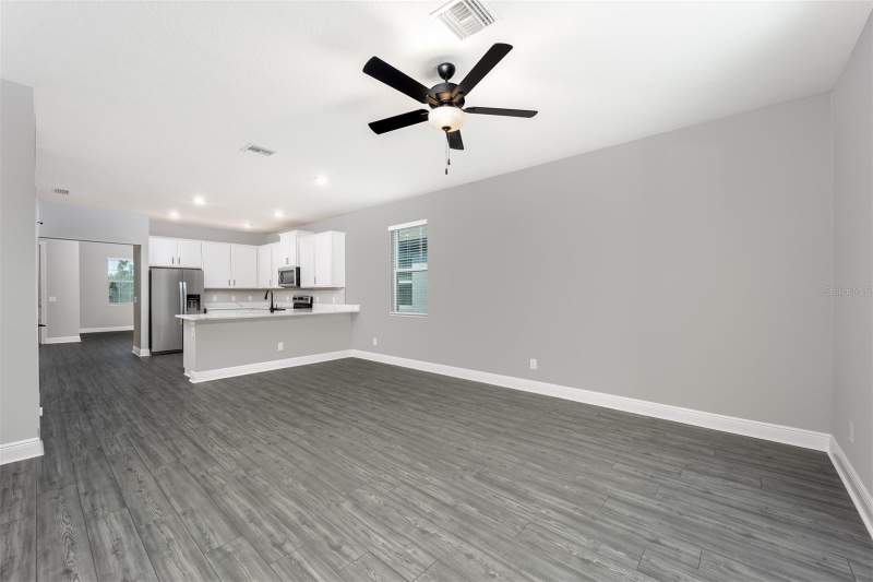 4 bedroom Single Family Residence at 3343 Chinotto Drive, Gum Lake Preserve, Lake Alfred — photo 5