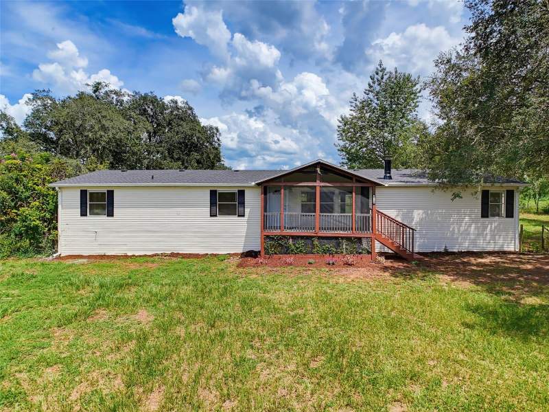 11106 FERNWAY LANE home for sale in Zephyrhills Colony Co