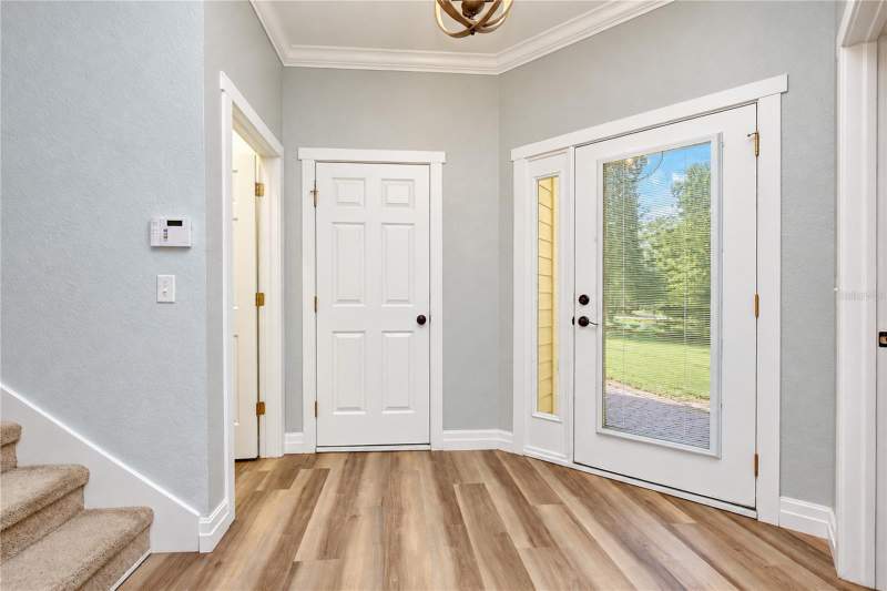 3 bedroom Single Family Residence at 828 Lumsden Reserve Drive, Lumsden Reserve Townhomes, Brandon — photo 4