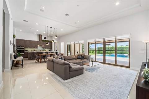 15686 Panther Lake Drive, Winter Garden FL - photo 8 of 38
