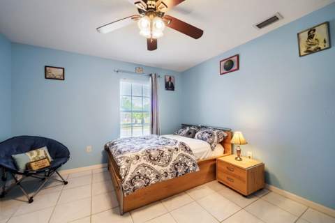 4460 Marsh Harbor Drive, Tavares FL - photo 15 of 30