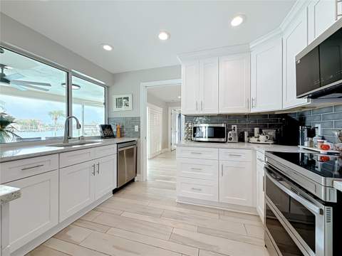 6351 3rd Palm Point, St Pete Beach FL - photo 12 of 93