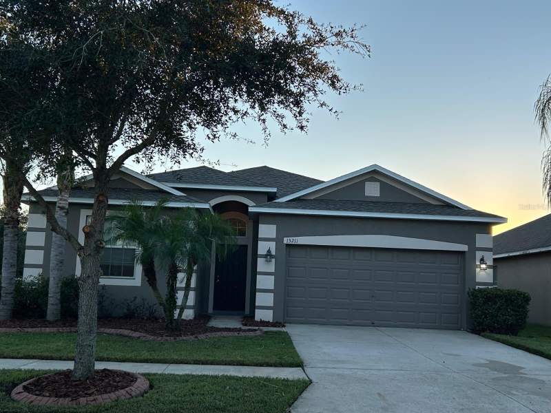 4 bedroom Single Family Residence at 13211 Royal Pines Avenue, Triple Creek Ph 1 Village D, Riverview — photo 2