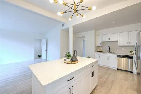 507 Sutton Place, Brandon FL - photo 13 of 40