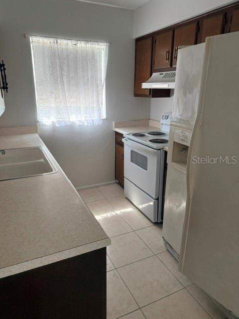2 bedroom Condominium at 1100 E Caroline Street #119, Tavares Lakeview Condo, Tavares — photo 4