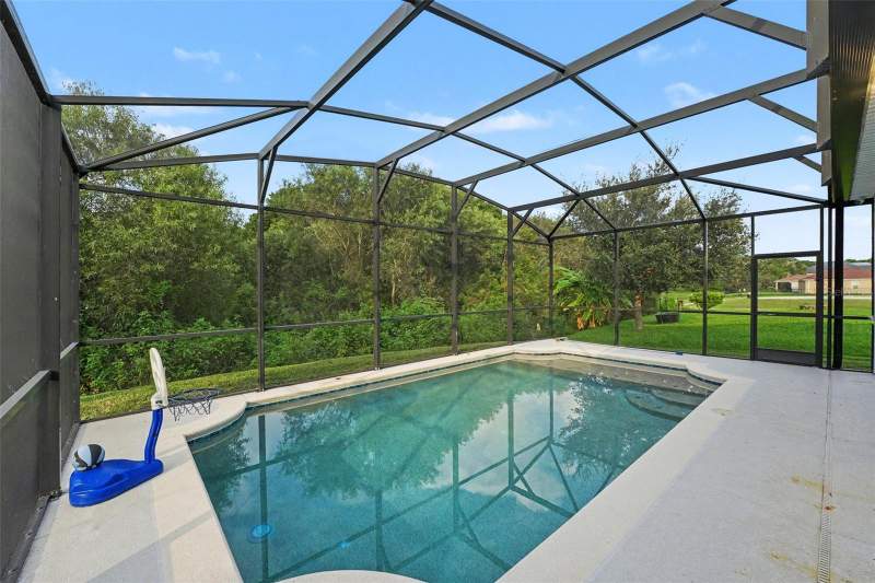 4 bedroom Single Family Residence at 2912 Boating Boulevard, The Oaks, Kissimmee — photo 2