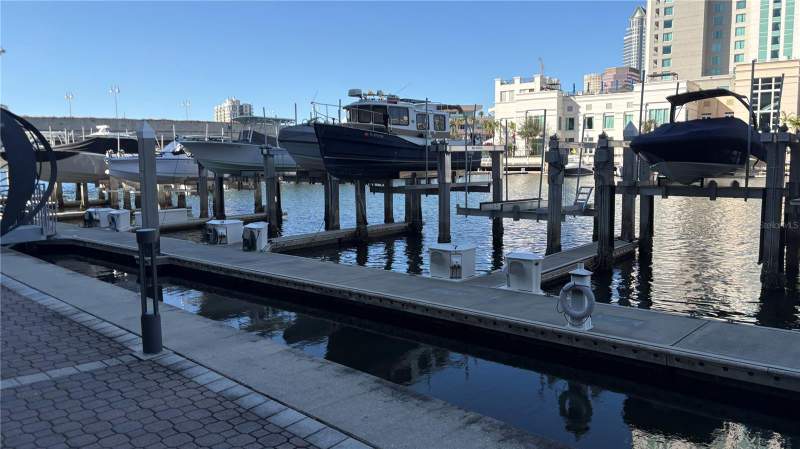 Parkcrest Harbour Island Marina Association Inc