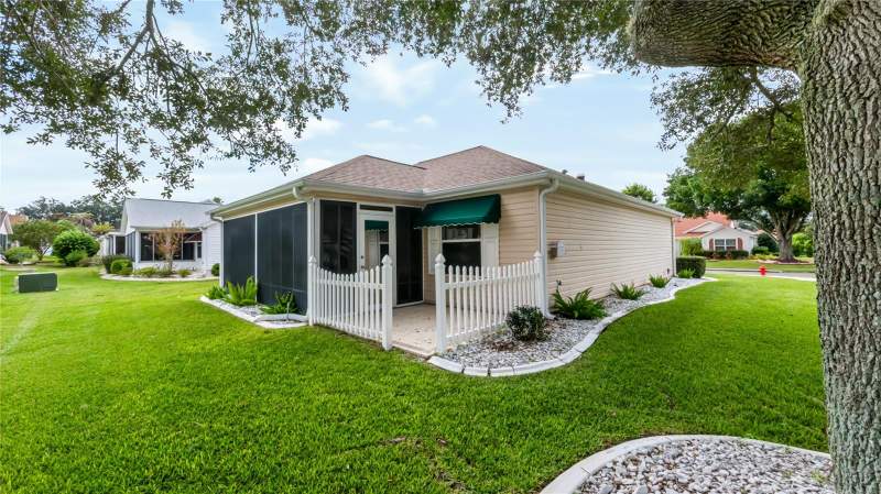 3 bedroom Single Family Residence at 17617 SE 80th Altamaha Court, The Villages, The Villages — photo 2