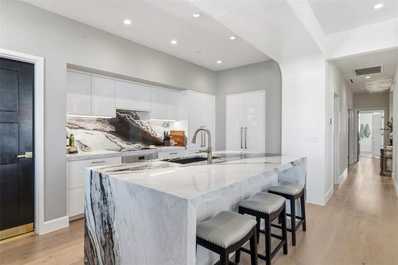 3 bedroom Condominium at 126 4th Avenue #1401, Nolen The Condo, St Petersburg — photo 5