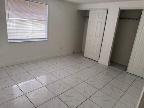 10205 Bellhurst Court, Tampa FL - photo 9 of 19