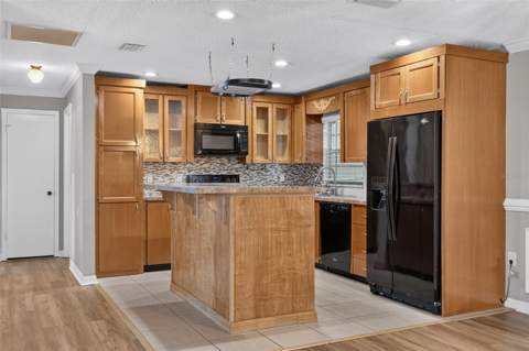 709 Hemlock Lane, Lakeland FL - photo 10 of 32